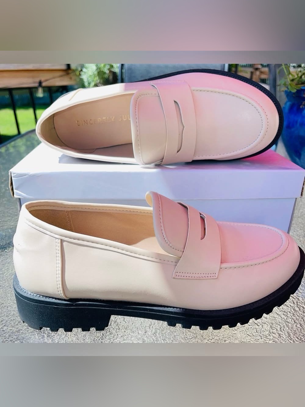 Sincerely Jules Broadmoor Cream Loafers size 7.5 - Picture 2 of 12